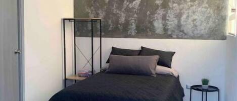 1 多间卧室、WiFi