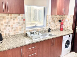 Căn hộ (2 Bedrooms) | Bếp riêng | Lò vi sóng, lò nướng, máy rửa bát, lò nướng bánh mì 
