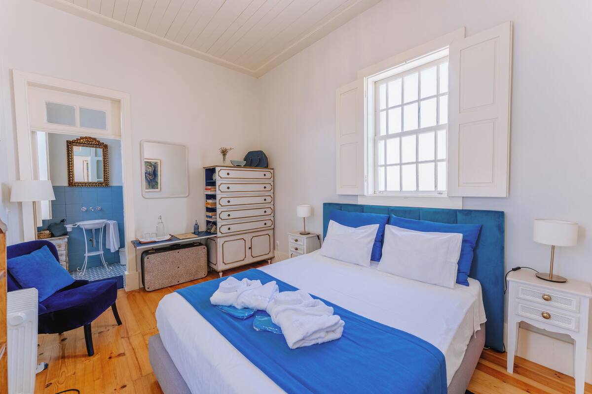 Family Room | WiFi (free), bed sheets