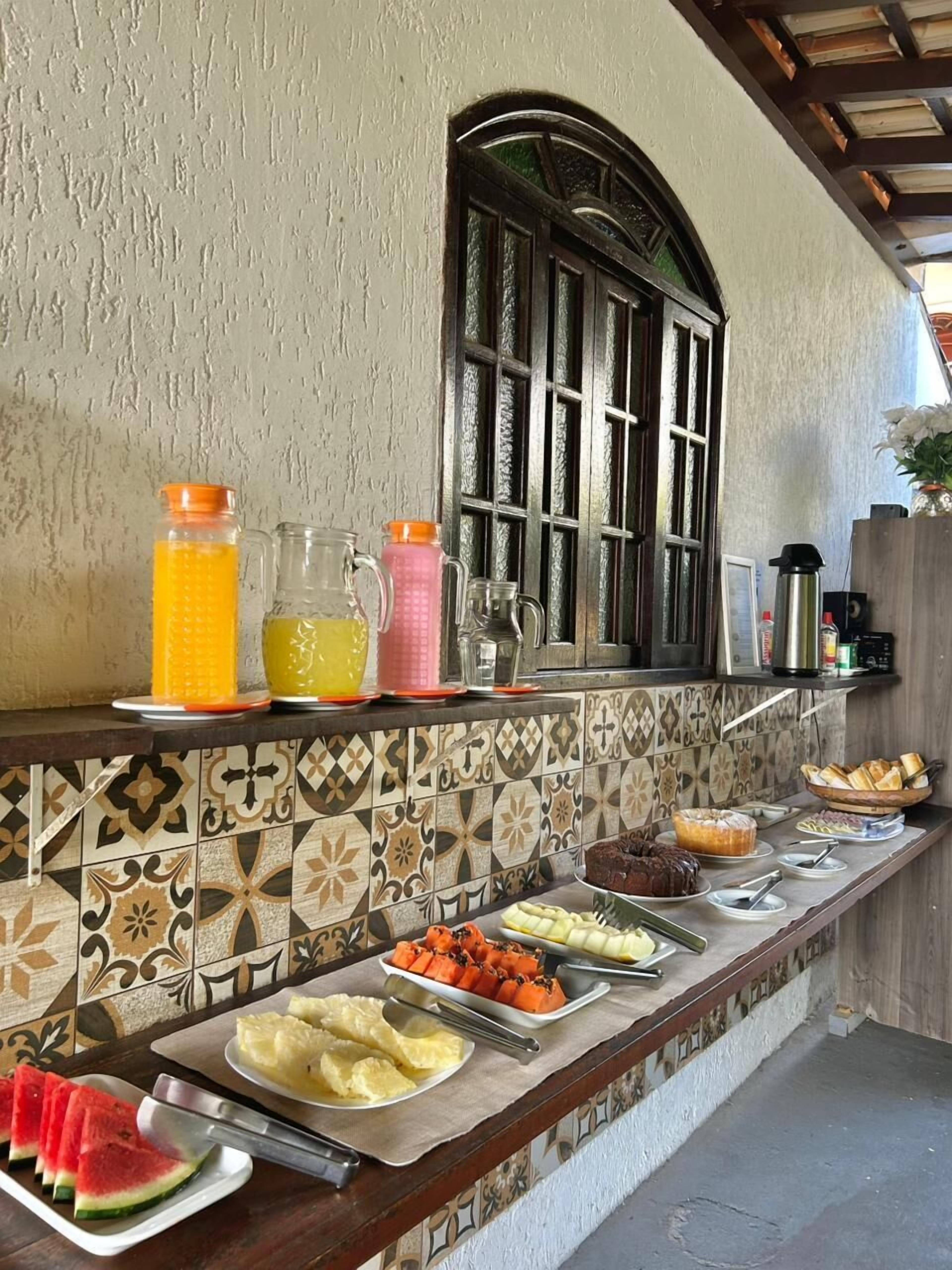 Dagelijks continentaal ontbijt inbegrepen