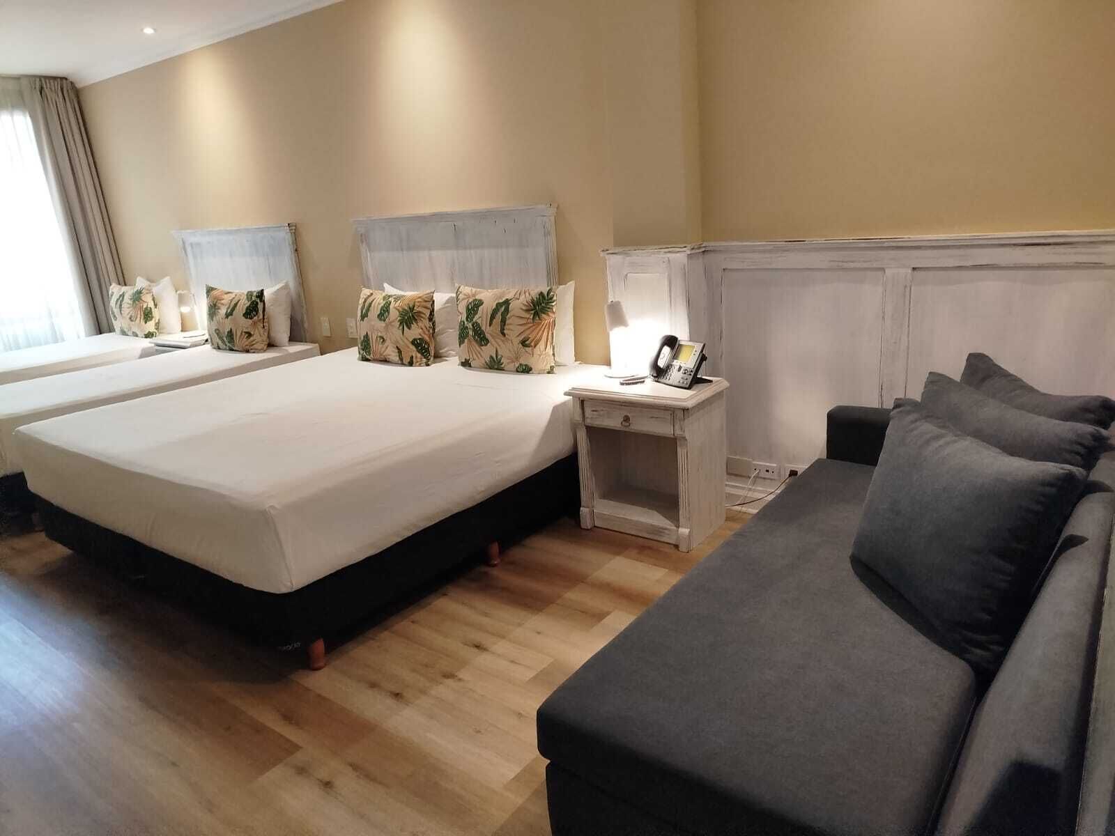 Premium bedding, in-room safe, desk, laptop workspace