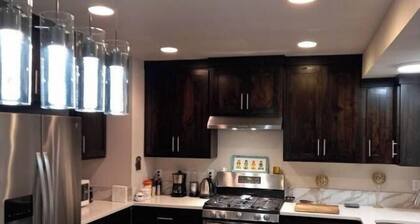 "Cozy Private Home in the Heart of Beaverton "