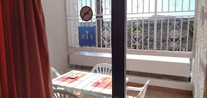 Dining - Morada Sunset, Pool and bay view, Air Conditioned (Arona)