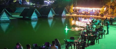 Poolside bar