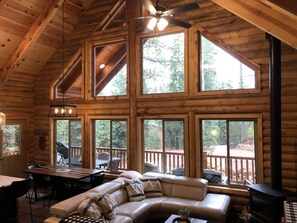 Smart TV, estéreo y monitor de computadora 