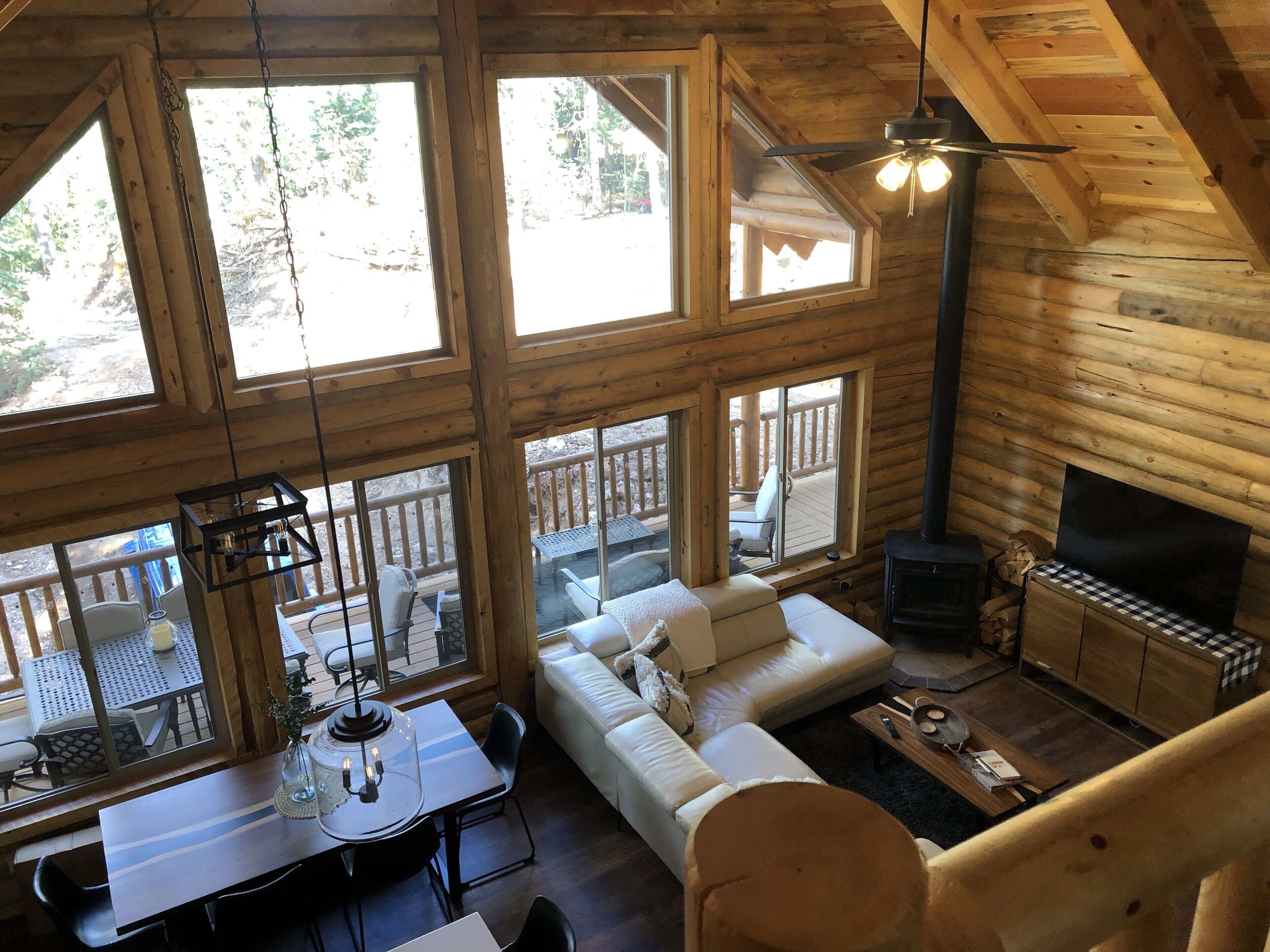 Smart TV, stereo, computer monitors