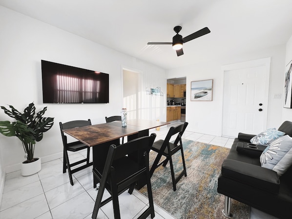 Appartement luxueux | Salle à manger