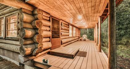 76GS - Genuine Log Cabin - WI-FI - Pets Ok - Sleeps 4