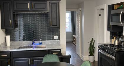 Stylish comfortable 3BR with tons of natural light