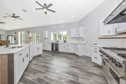 4BR, 4BA, Amazing Indoor Pool, EV charger, ~10 acres retreat, next to Park