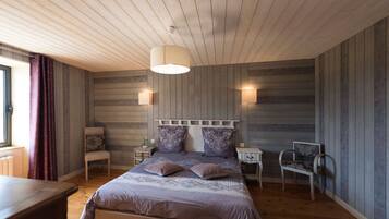 6 bedrooms, free WiFi