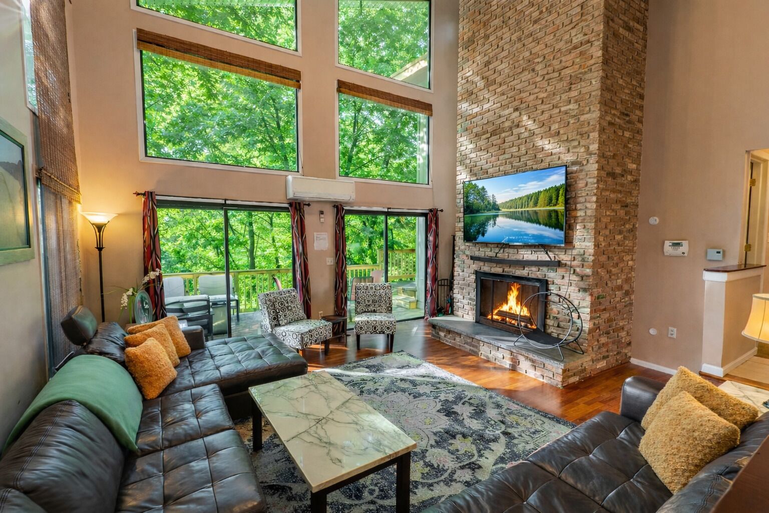 Smart TV, fireplace, table football, ping pong