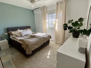 4 habitaciones, cuna de viaje y wifi 