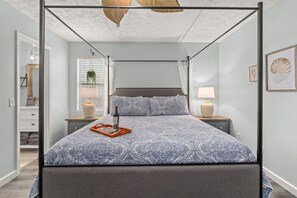 4 bedrooms, desk, iron/ironing board, travel crib