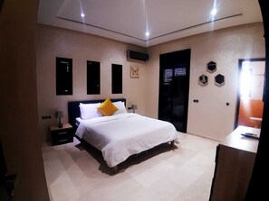 5 bedrooms, WiFi, wheelchair access