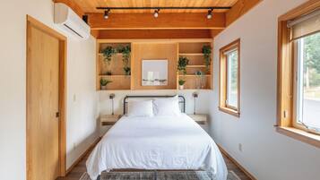4 habitaciones, escritorio, tabla de planchar con plancha y wifi gratis