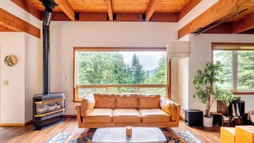 Smart-tv en een open haard