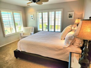 4 Schlafzimmer, Schreibtisch, Bügeleisen/Bügelbrett, Reisekinderbett