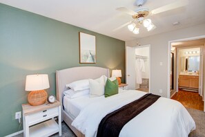 1 habitación, escritorio, tabla de planchar con plancha y wifi gratis 