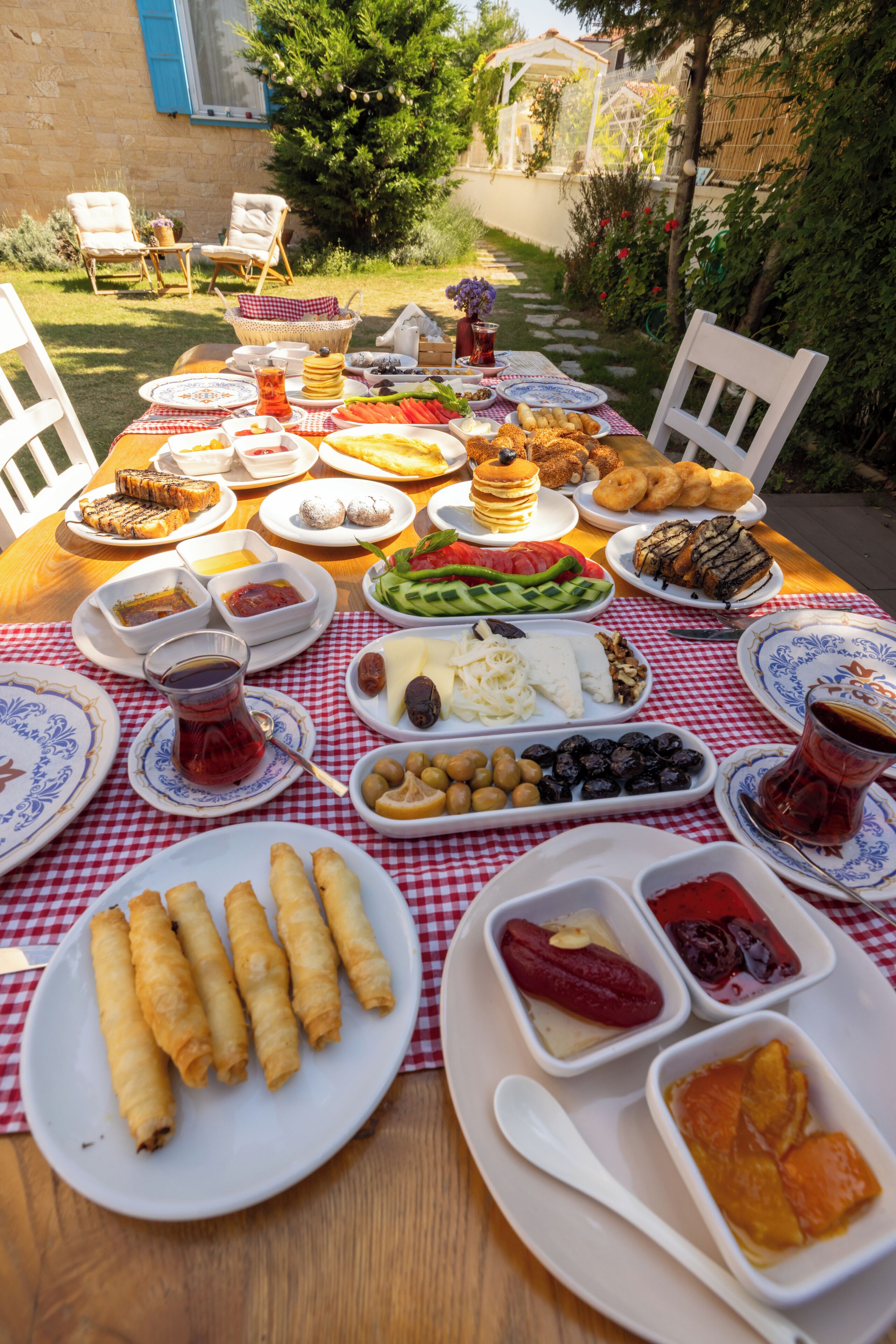 Tägliches inbegriffenes einheimisches Frühstück