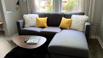 智能電視、書籍