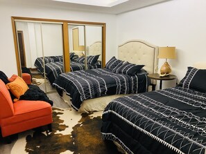 7 bedrooms, desk, iron/ironing board, free WiFi