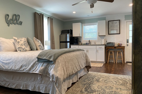 1 bedroom, desk, iron/ironing board, travel cot