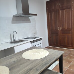 Private kitchen - APARTMENT 5 minutes from the center (Illescas)