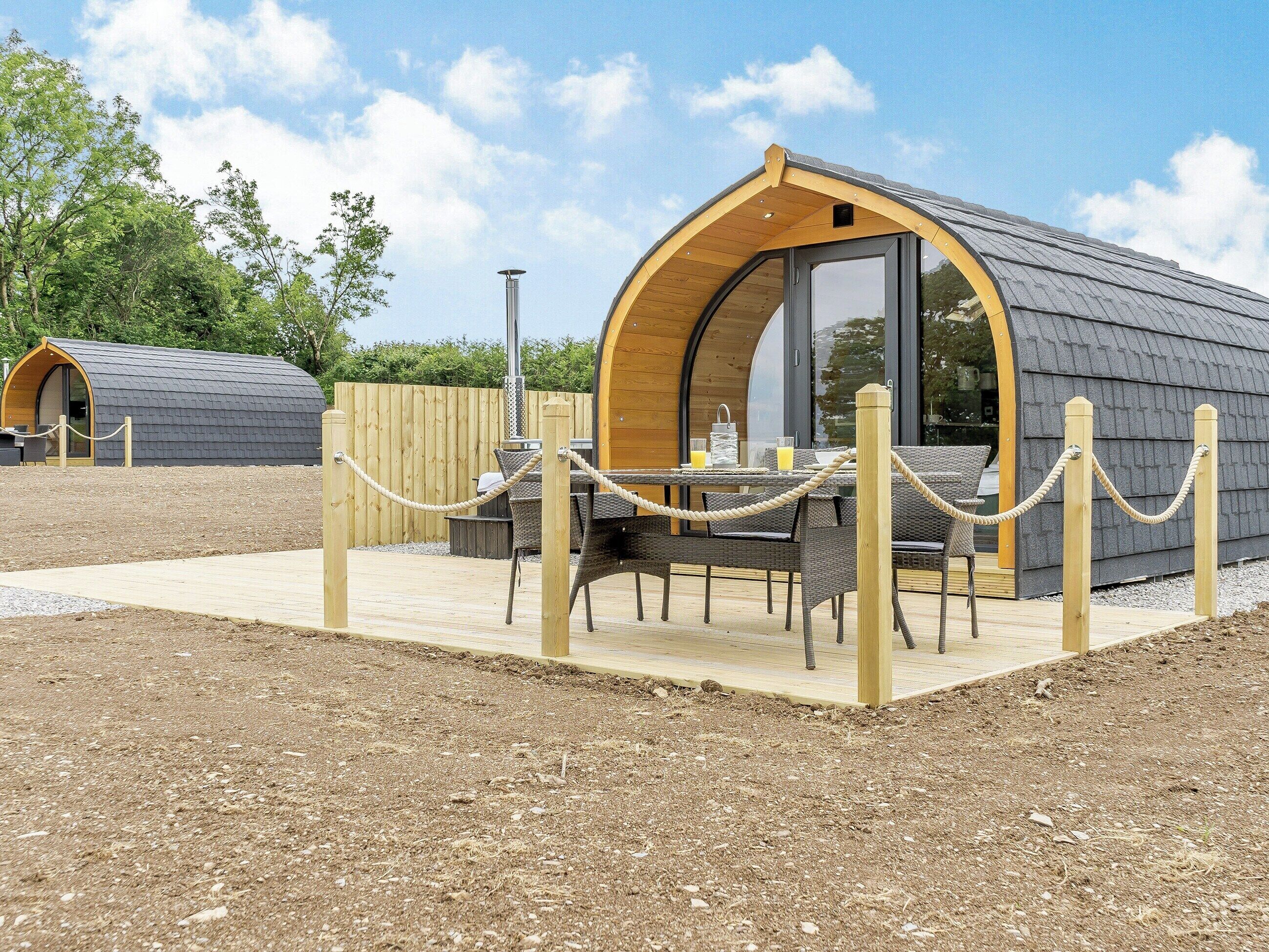 屋外ダイニングエリア