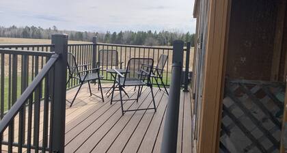 Spacious, secluded sanctuary! Very clean! 5 Queen Beds! Wildlife viewing.
