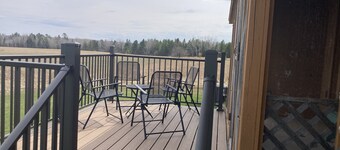 Spacious, secluded sanctuary! Very clean! 5 Queen Beds! Wildlife viewing.