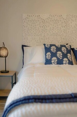 1 chambre, bureau, fer et planche à repasser, Wi-Fi gratuit