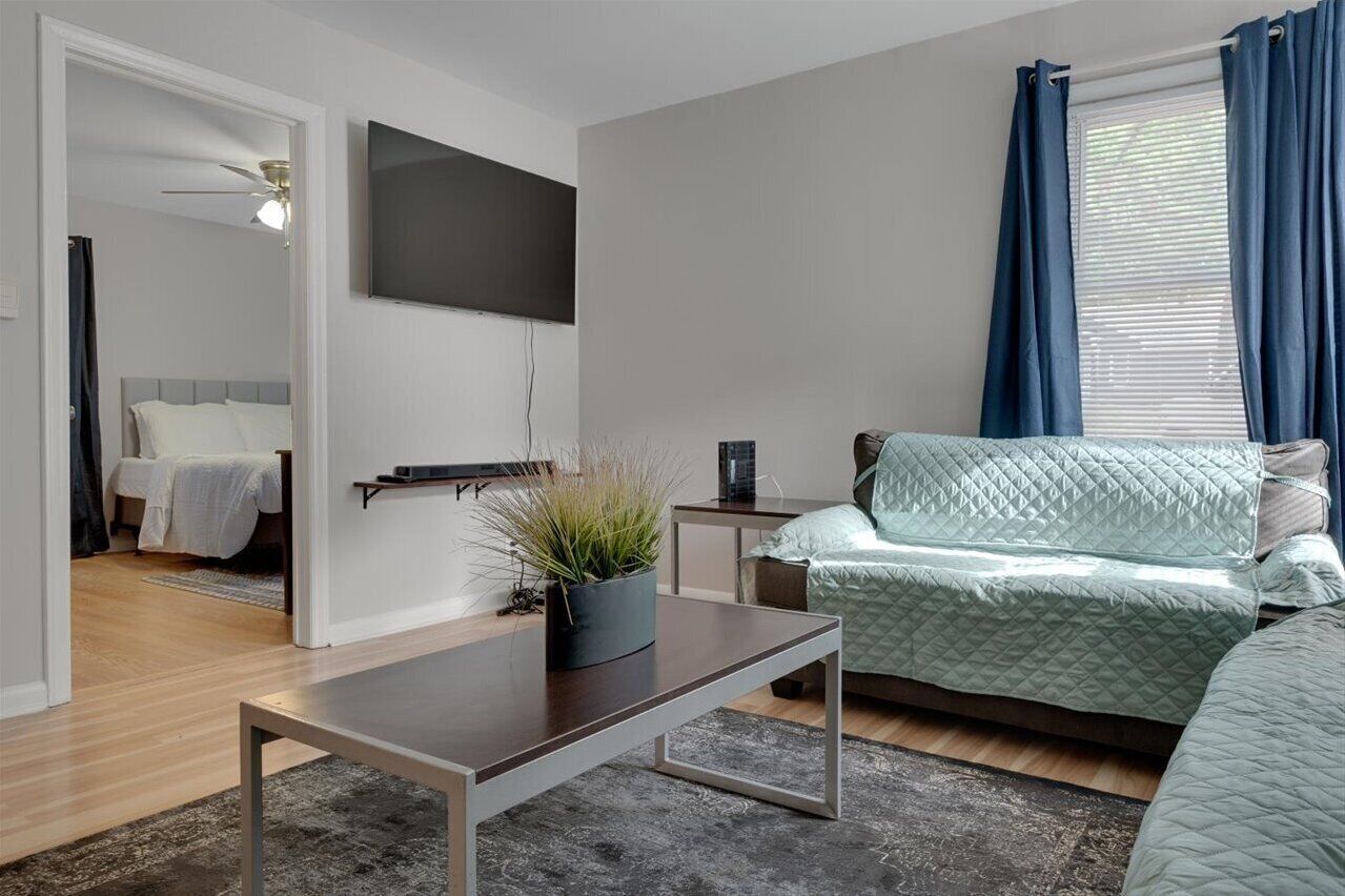 1 bedroom, desk, iron/ironing board, free WiFi