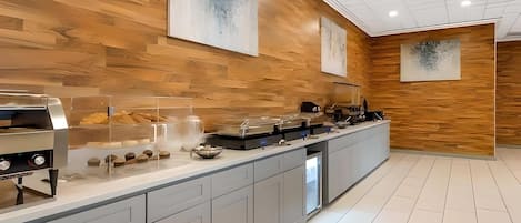 Free daily buffet breakfast