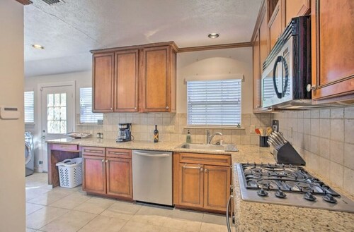 Perfect Craftsman House | Uptown Dallas | Love Field Airport Nearby