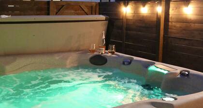 Pansy House @ The Briarpatch! Location, Location, Location!