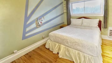 Apartment, 2 Bedrooms | Free WiFi