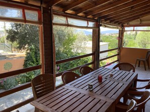 Terrace/patio - Shanti Too - Sığacık - Hostel (Seferihisar)
