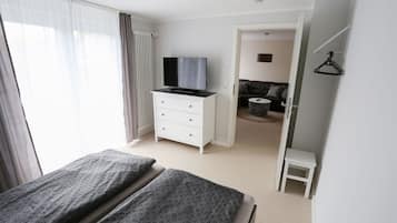 2 Schlafzimmer, Schreibtisch, Bügeleisen/Bügelbrett, kostenloses WLAN