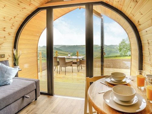 1 bedroom accommodation in Llanboidy, near Laugharne