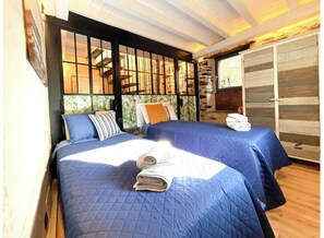 3 bedrooms, in-room safe, desk, iron/ironing board