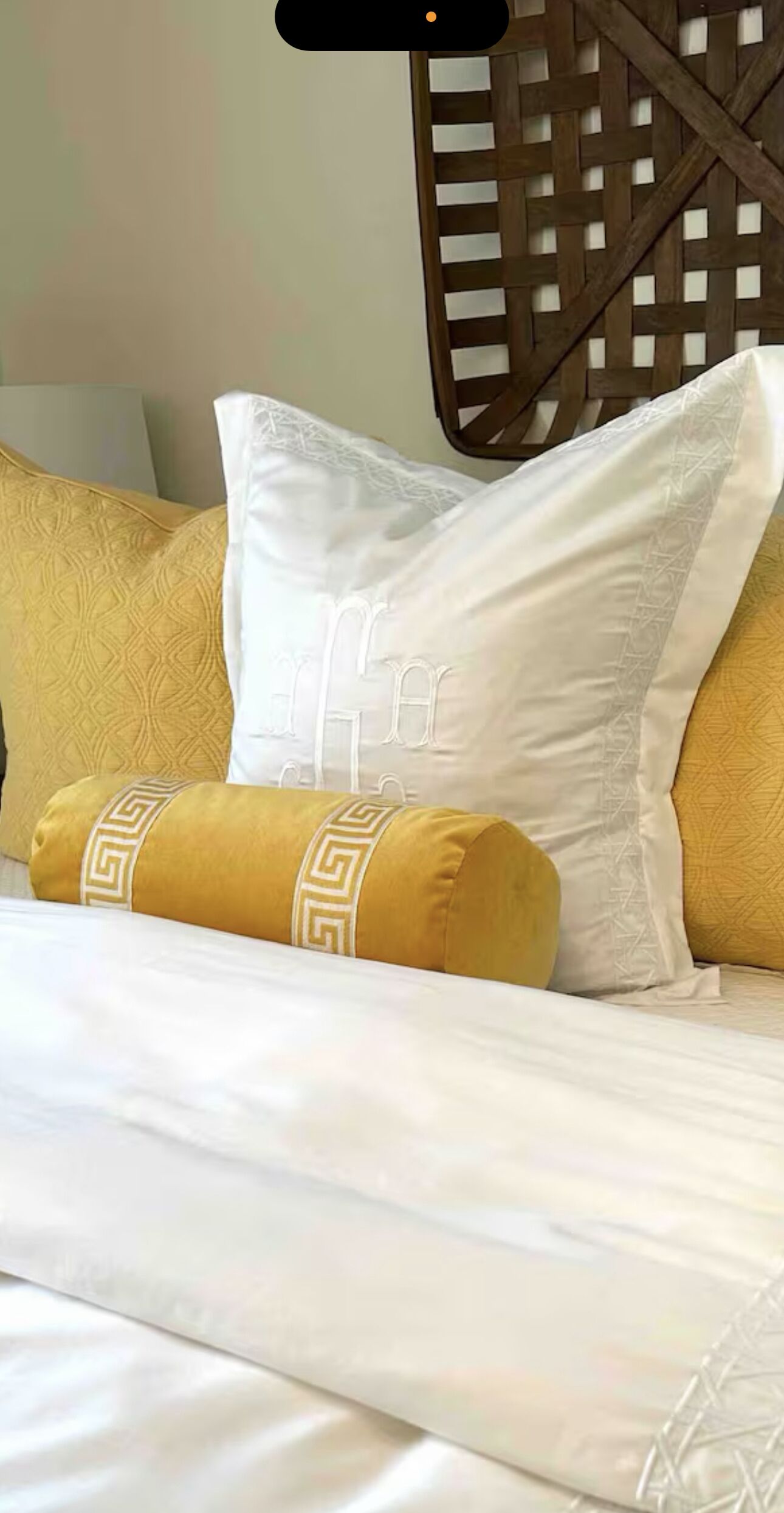 2 habitaciones, escritorio, tabla de planchar con plancha y wifi gratis 
