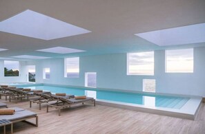 Piscine couverte, piscine extérieure