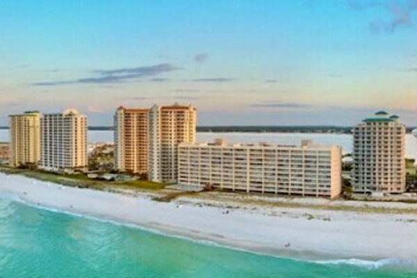 Beach nearby, beach towels