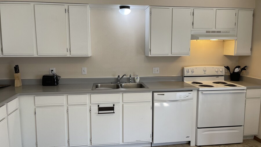 Evergreen Apartments