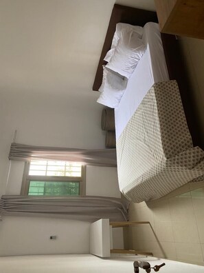 2 chambres, bureau, Wi-Fi, draps fournis