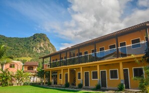 Front of property - Pousada da Cachoeira Paraty (Paraty)