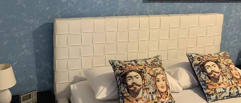 1 chambre, bureau, lit parapluie, Wi-Fi gratuit