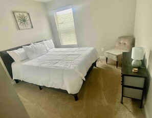 3 bedrooms, iron/ironing board, free WiFi, bed sheets