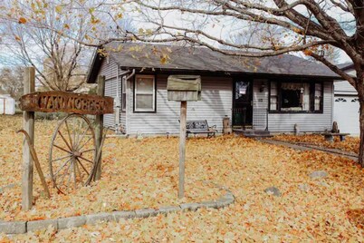Cozy & Quiet Living at the Cookie Cottage